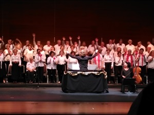Final del concierto de "International choirs" anoche en l'Auditori