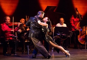 "Tango & Piazzola Forever" enamoró al público de l'Auditori