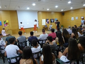 El Centre Juvenil acogió la presentación del videoclip el pasado viernes