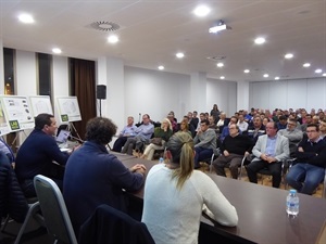 Ayer se celebró una reunión informativa con los empresarios del Polígono de La Nucía en l’Auditori