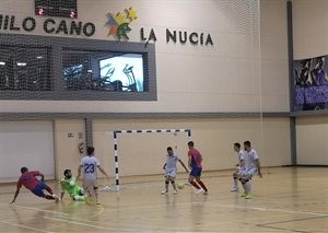 Un partido amistoso entre El Pozo Murcia FS y el Levante UD FS en La Nucia
