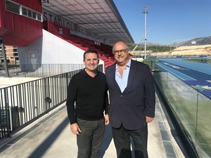 El director ajunto a presidencia de LaLiga visitó toda la Ciutat Esportiva Camilo Cano