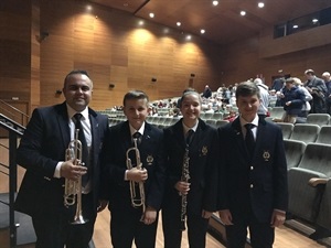 Los 4 nuevos músicos de la UM de La Nucía entraron en la banda en el tradicional “Concert de Santa Cecilia”